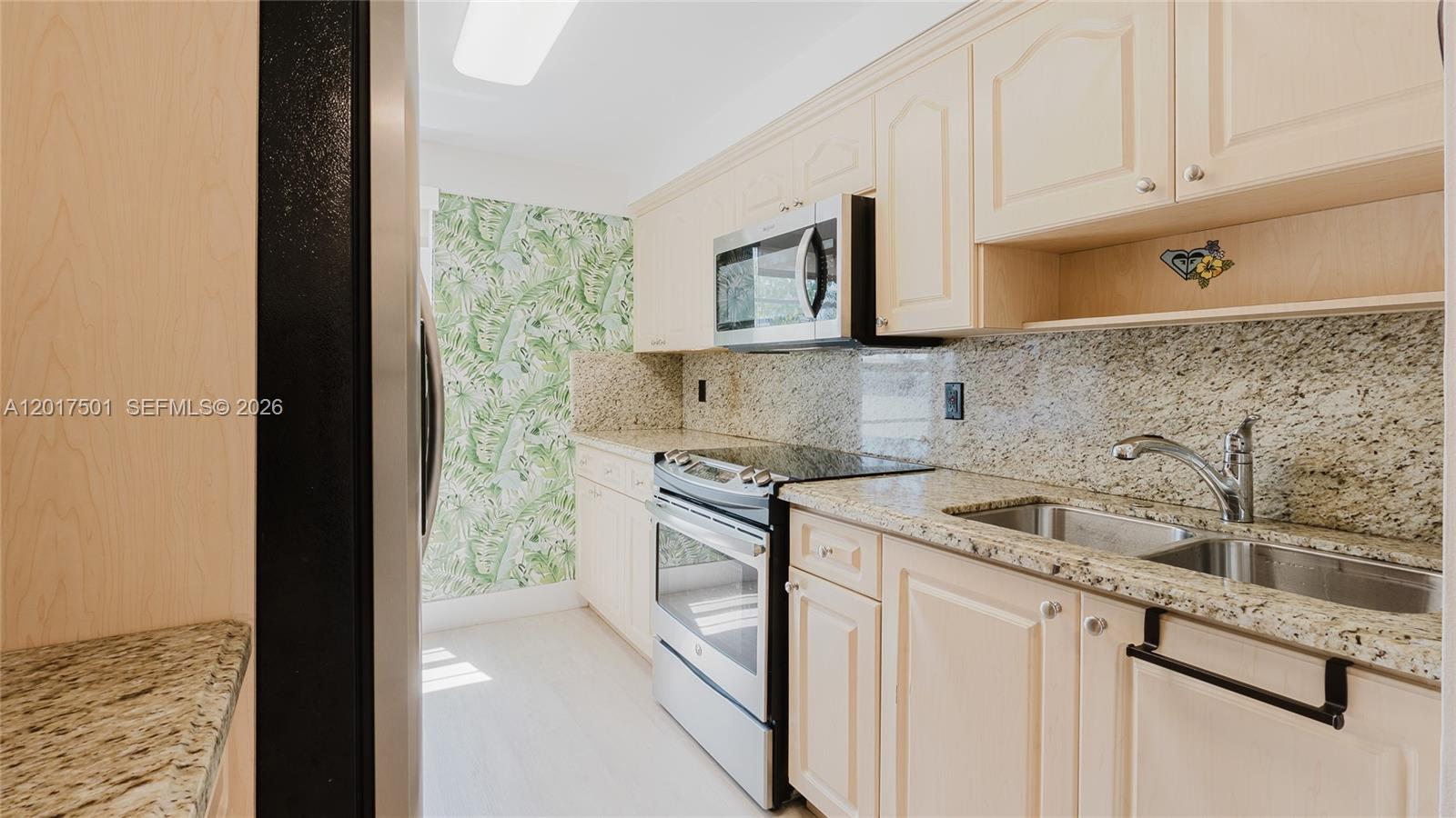 1455 West Ave #603 Miami Beach, FL 33139