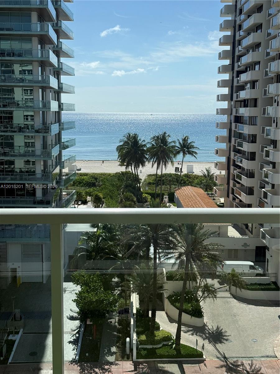 5750 Collins Ave #9K