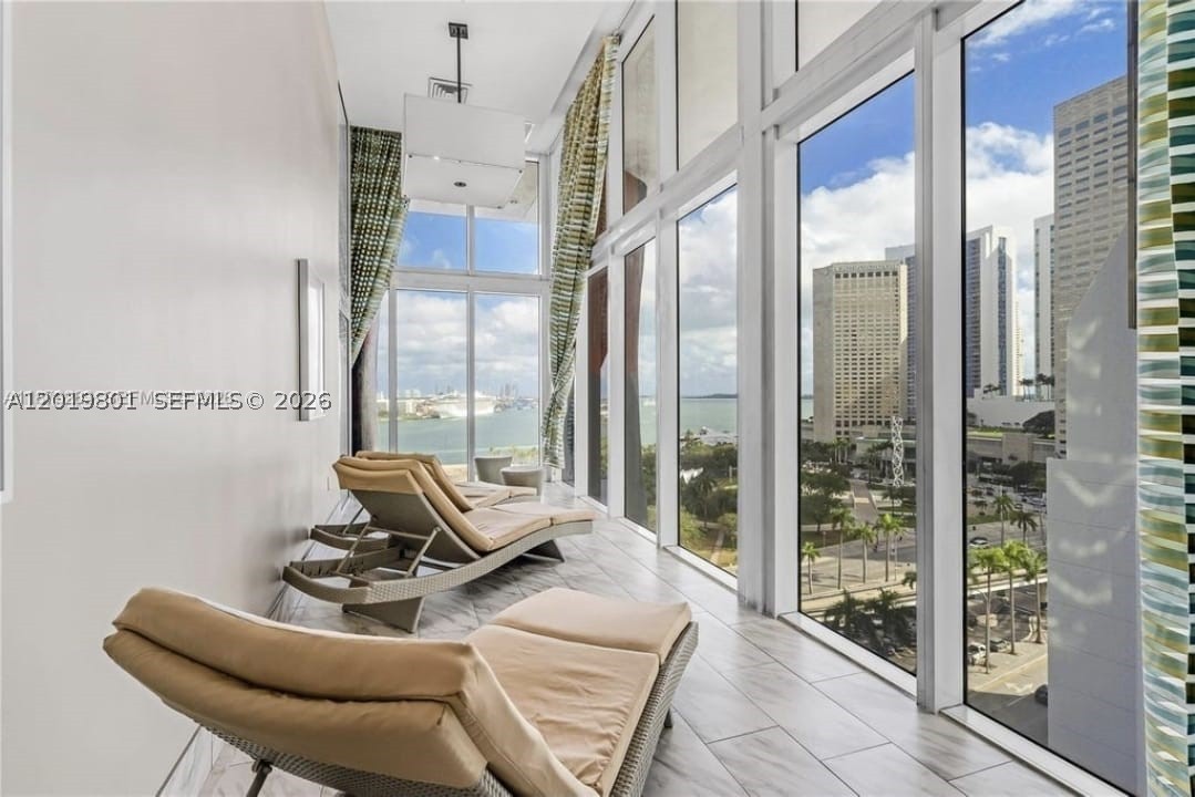 image 50 Biscayne24