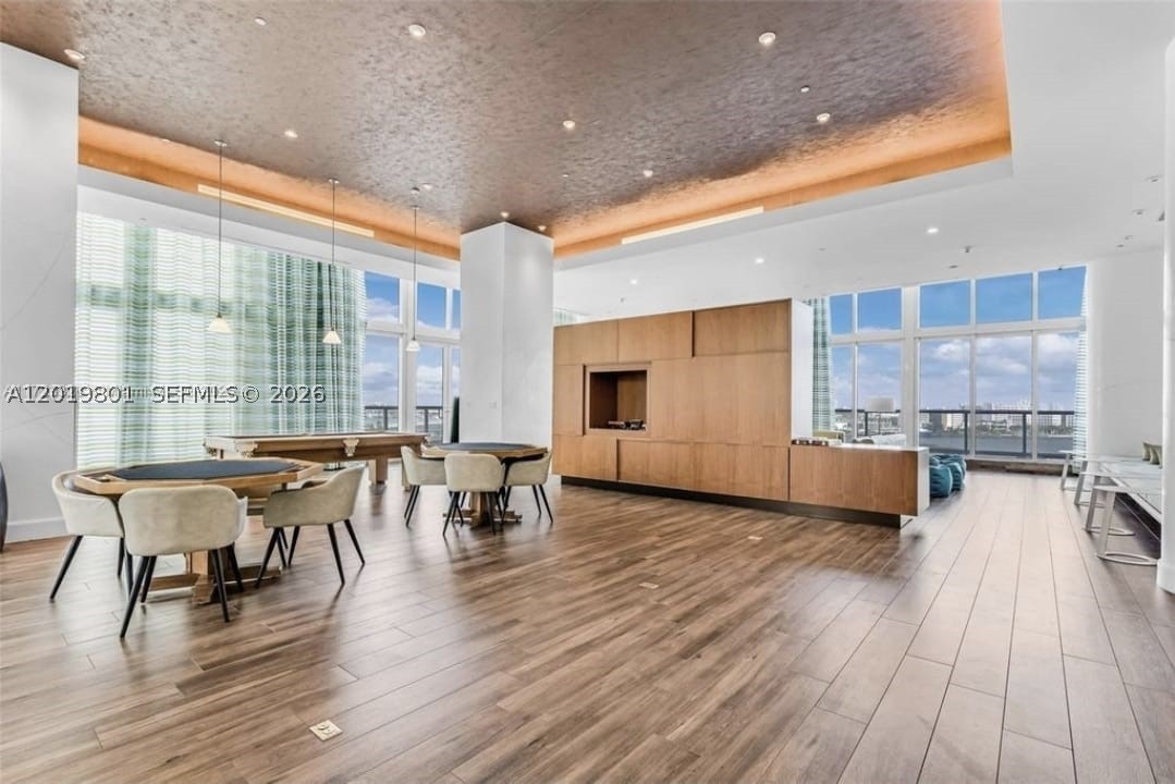 image 50 Biscayne28