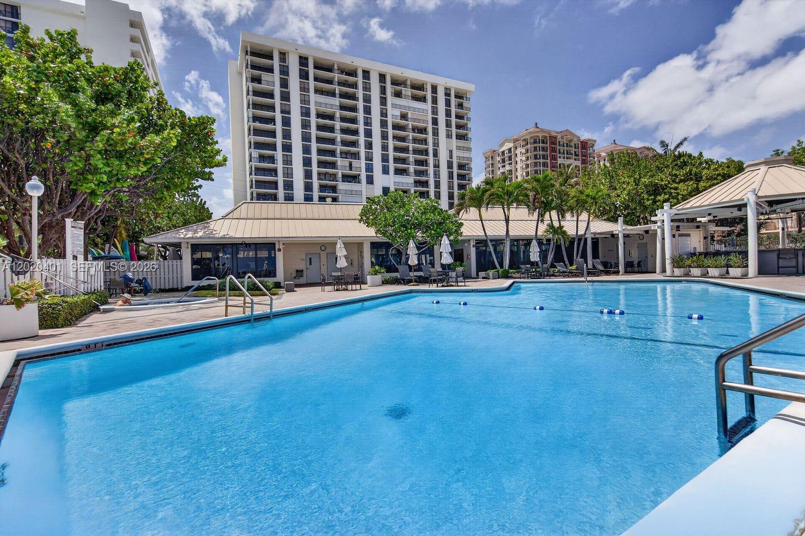 1901 N Ocean Blvd #4D Fort Lauderdale, FL 33305