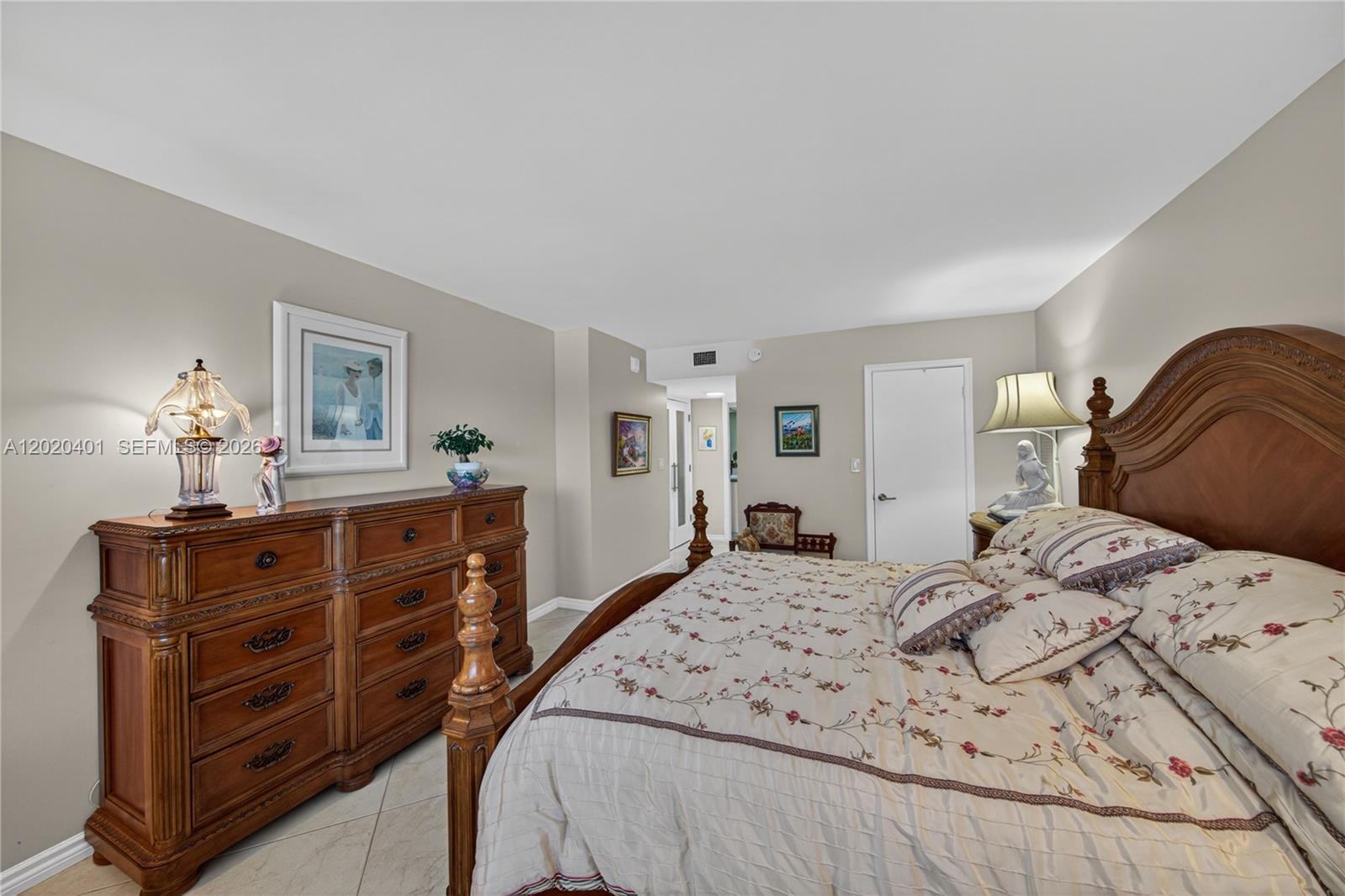 1901 N Ocean Blvd #4D Fort Lauderdale, FL 33305