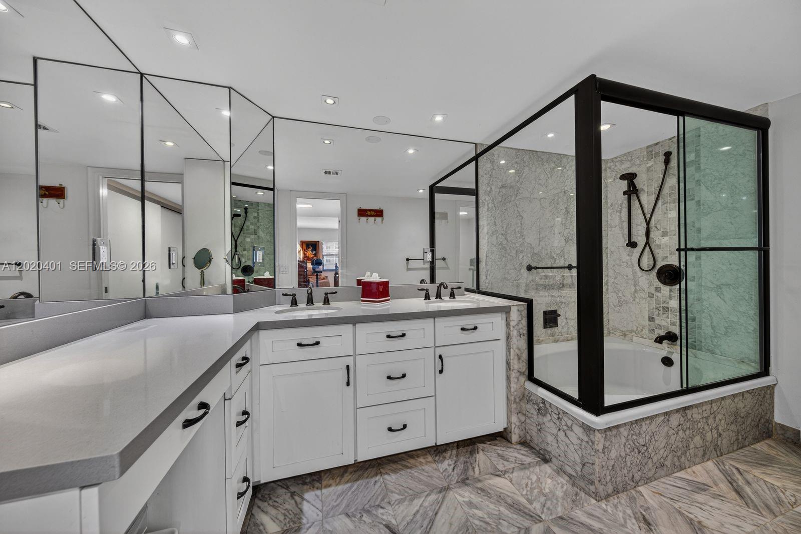1901 N Ocean Blvd #4D Fort Lauderdale, FL 33305