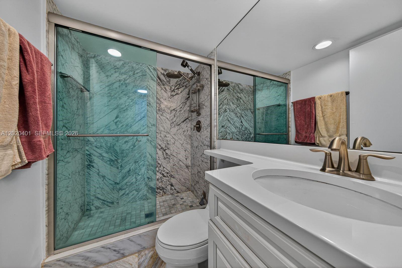 1901 N Ocean Blvd #4D Fort Lauderdale, FL 33305