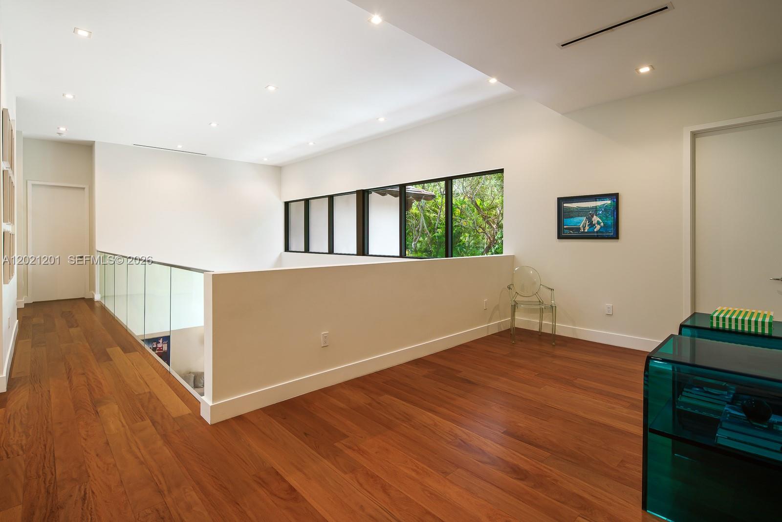 4760 SW 76th Ter Miami, FL 33143