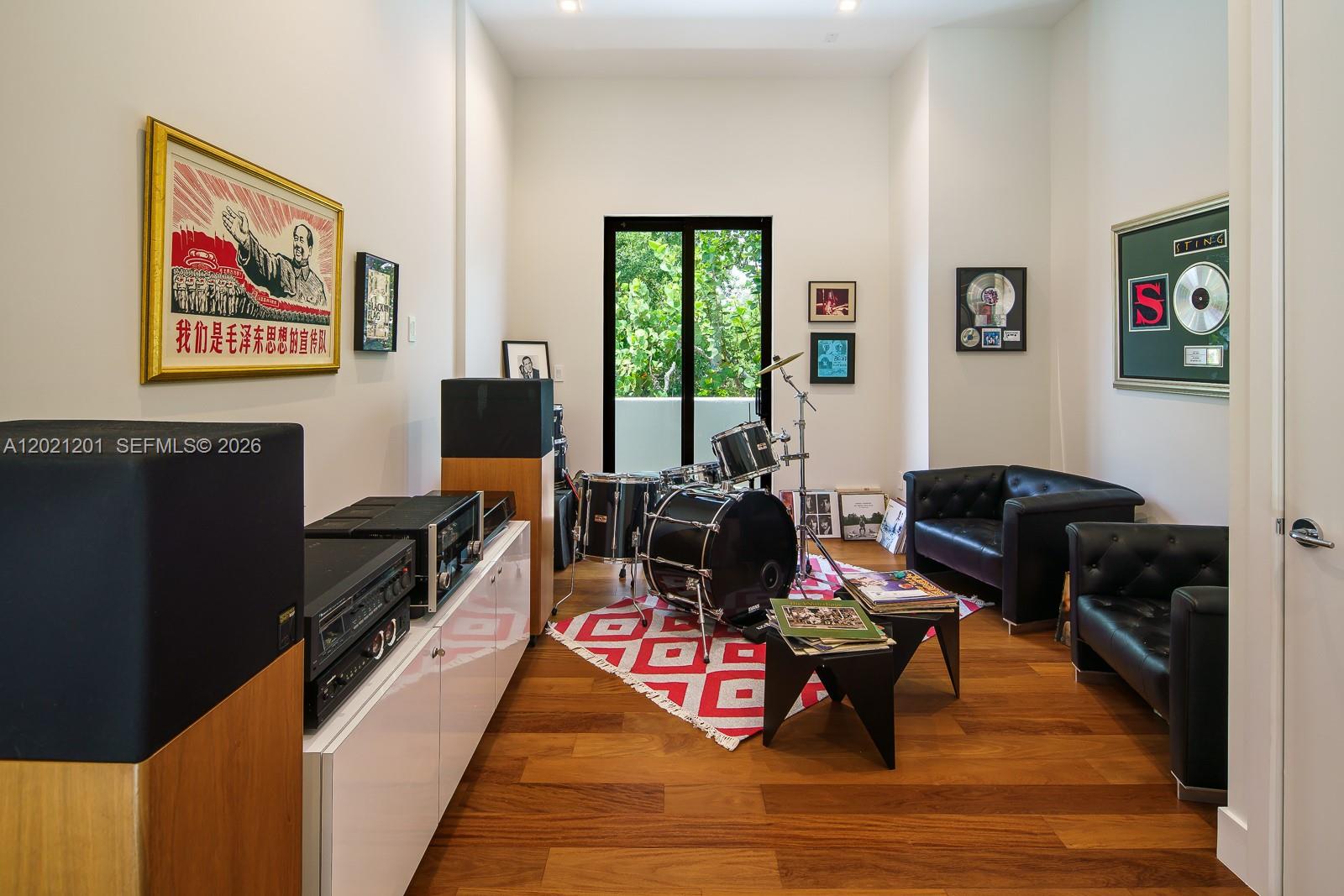 4760 SW 76th Ter Miami, FL 33143