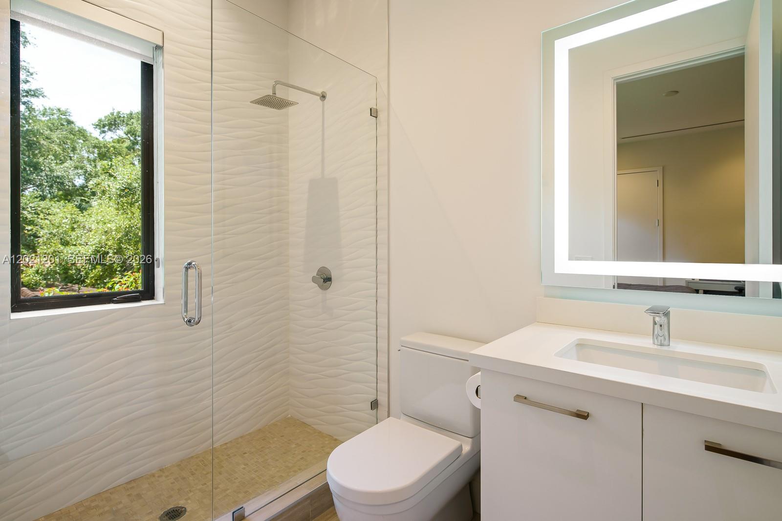 4760 SW 76th Ter Miami, FL 33143