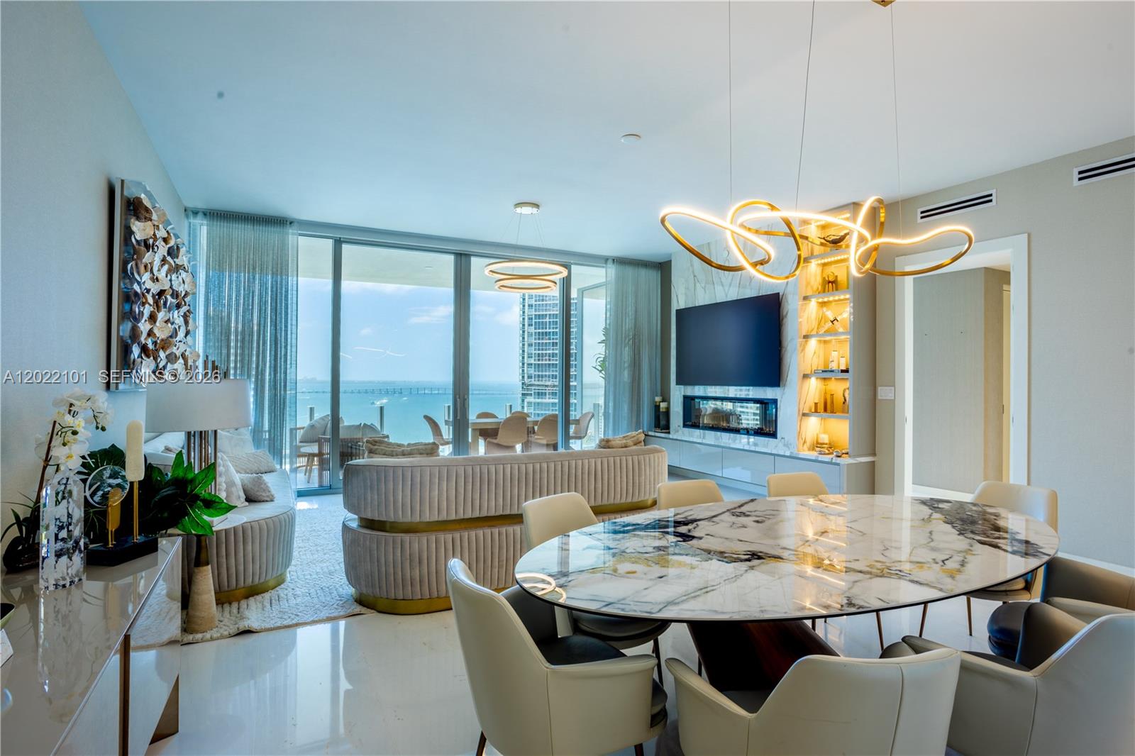 300 Biscayne Blvd Way #2203C Miami, FL 33131
