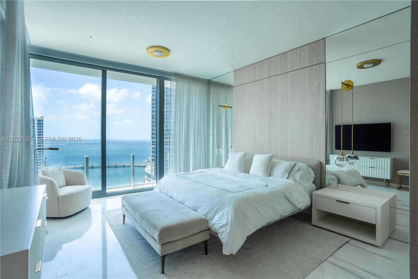 300 Biscayne Blvd Way #2203C Miami, FL 33131
