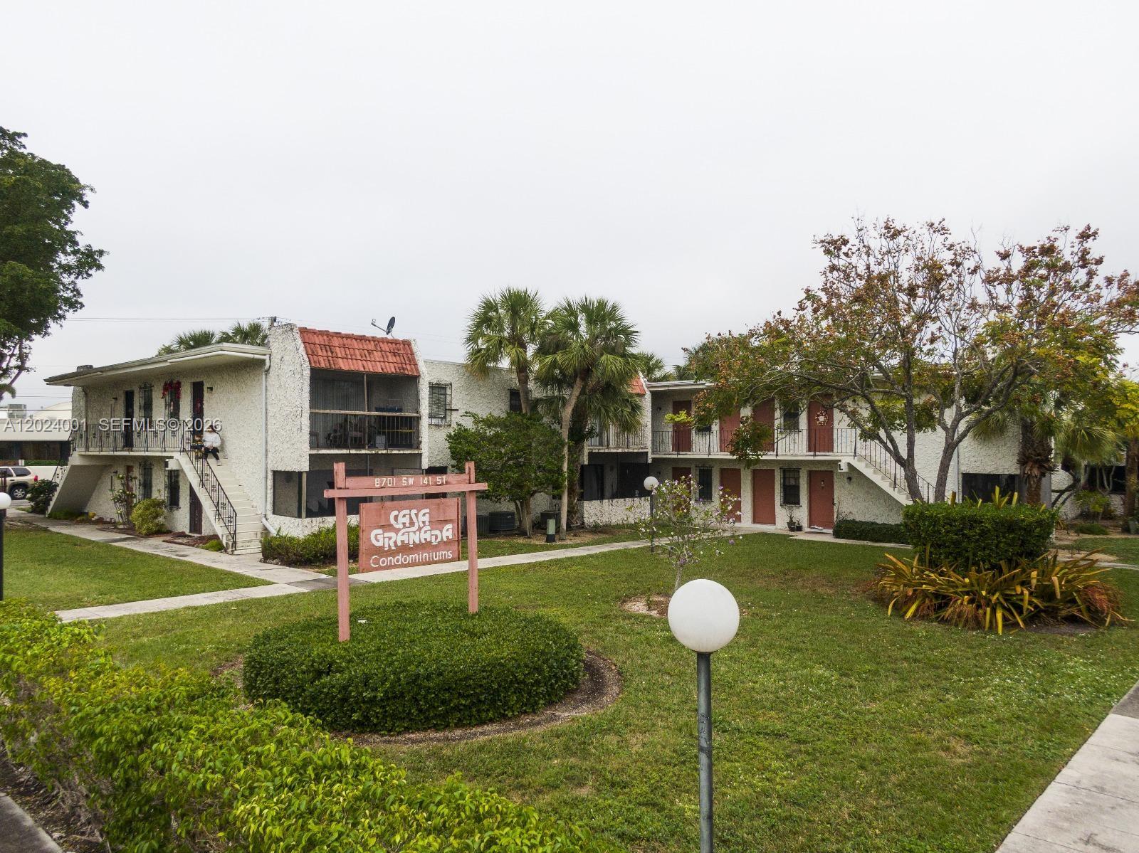 8701 SW 141st St #L5 Palmetto Bay, FL 33176