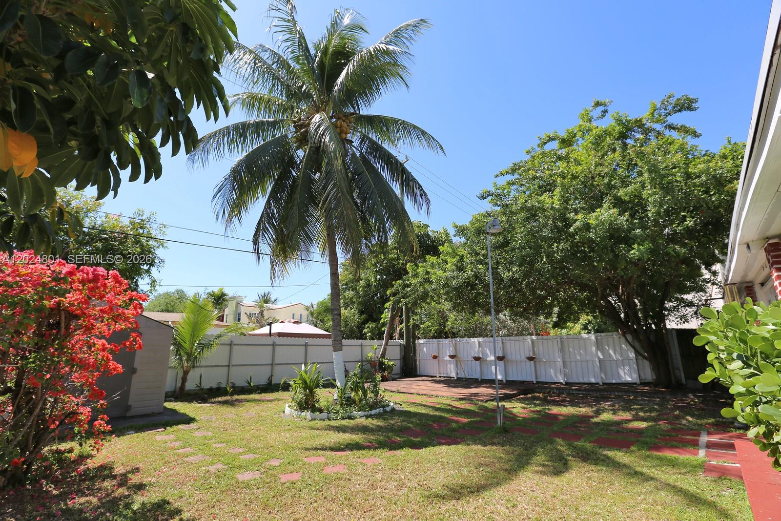 1380 71st St #1380 Miami Beach, FL 33141