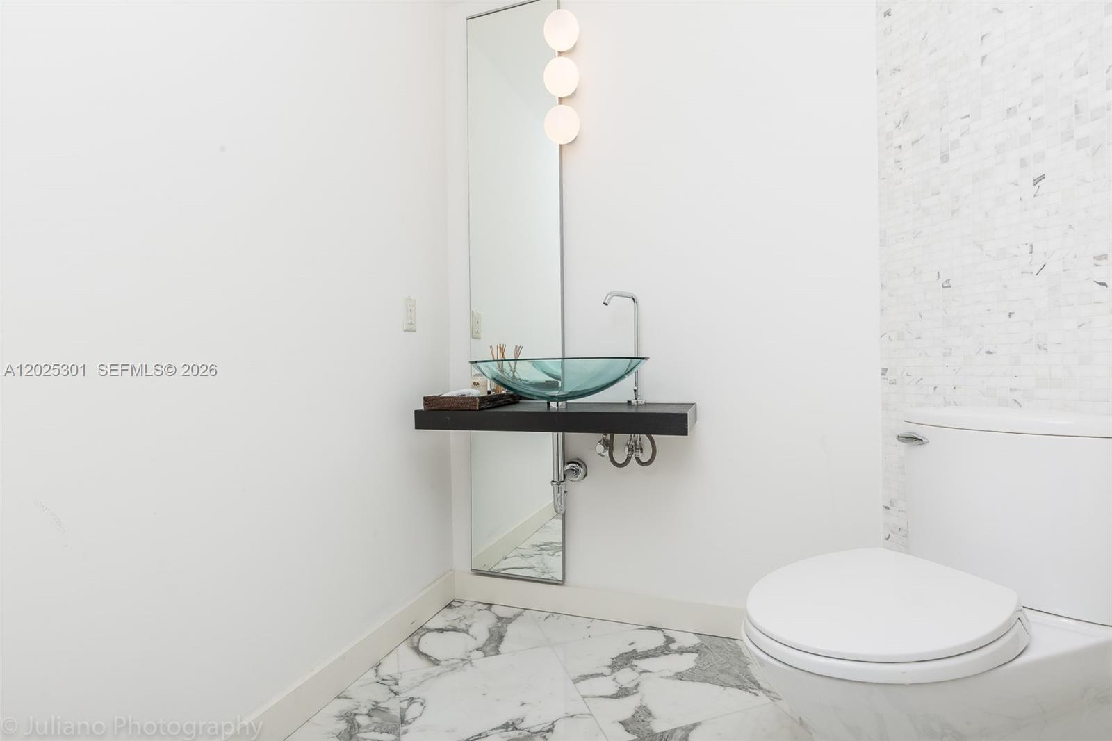 200 Biscayne Blvd Way #3102 Miami, FL 33131
