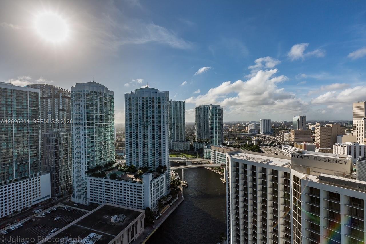 200 Biscayne Blvd Way #3102 Miami, FL 33131