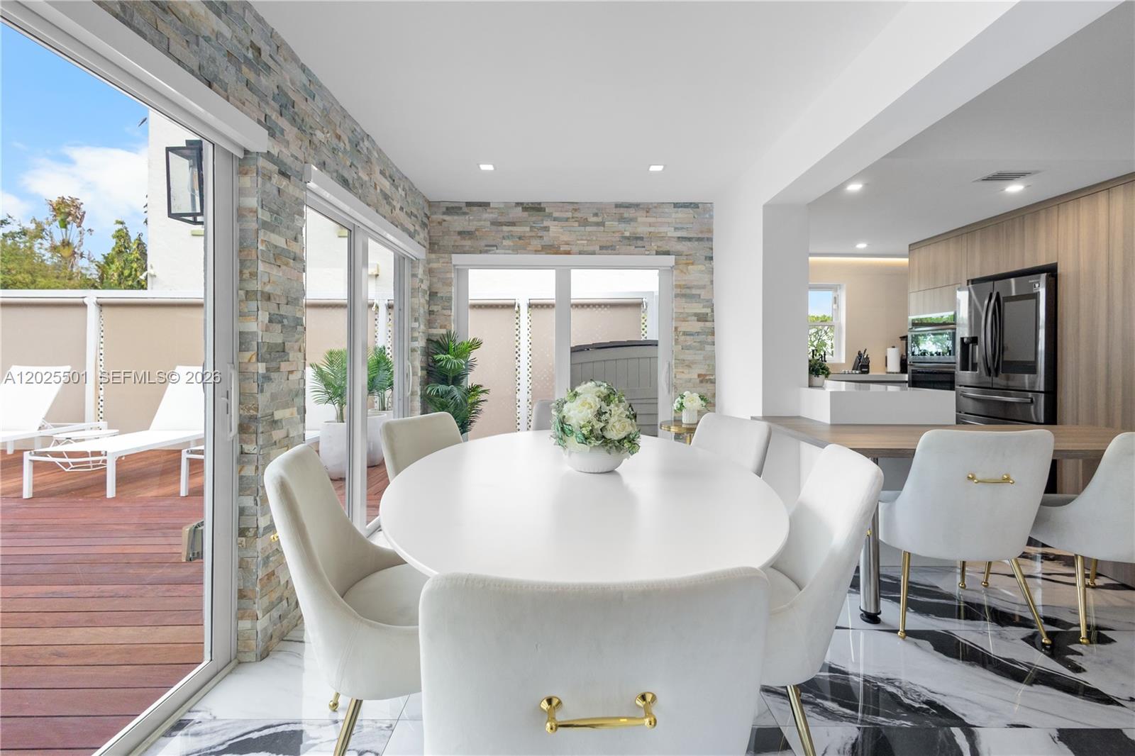 1544 Michigan Ave Miami Beach, FL 33139