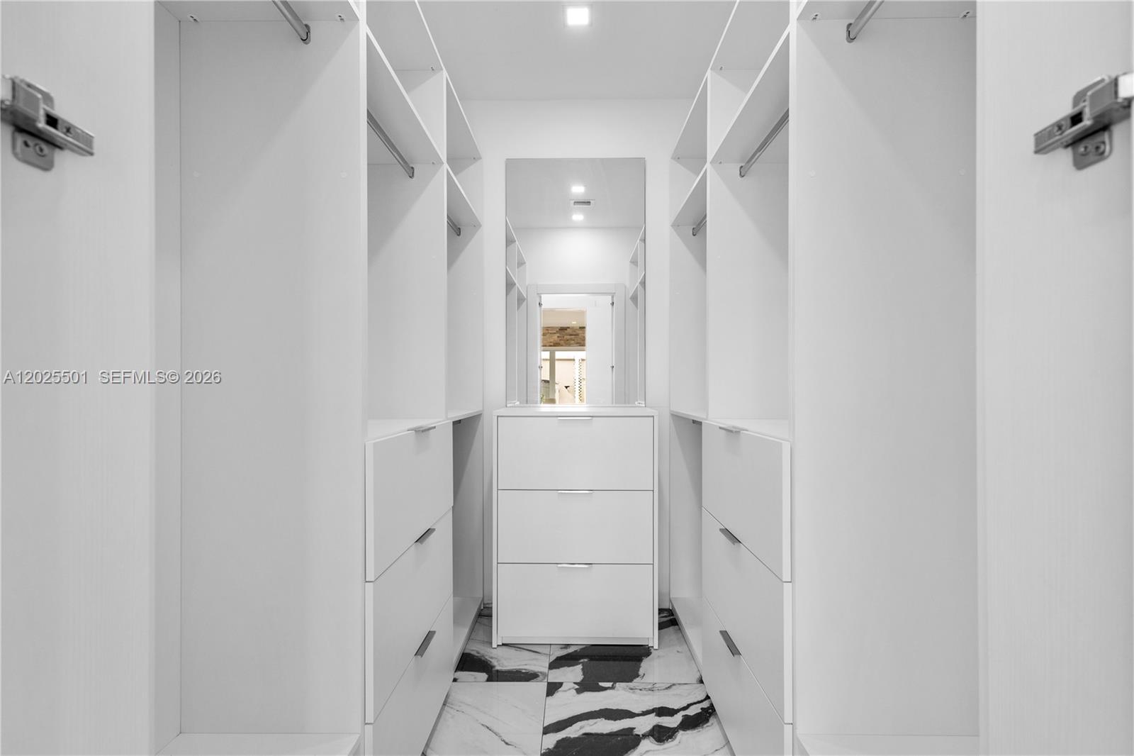 1544 Michigan Ave Miami Beach, FL 33139