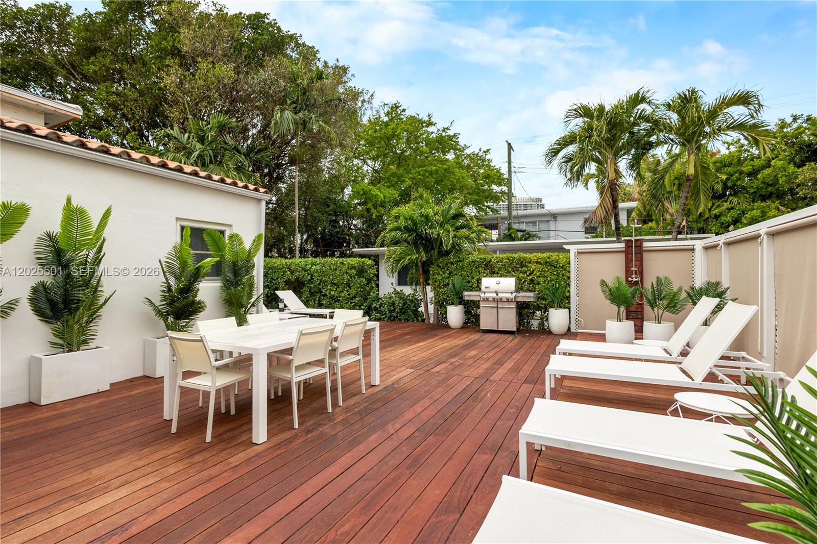1544 Michigan Ave Miami Beach, FL 33139