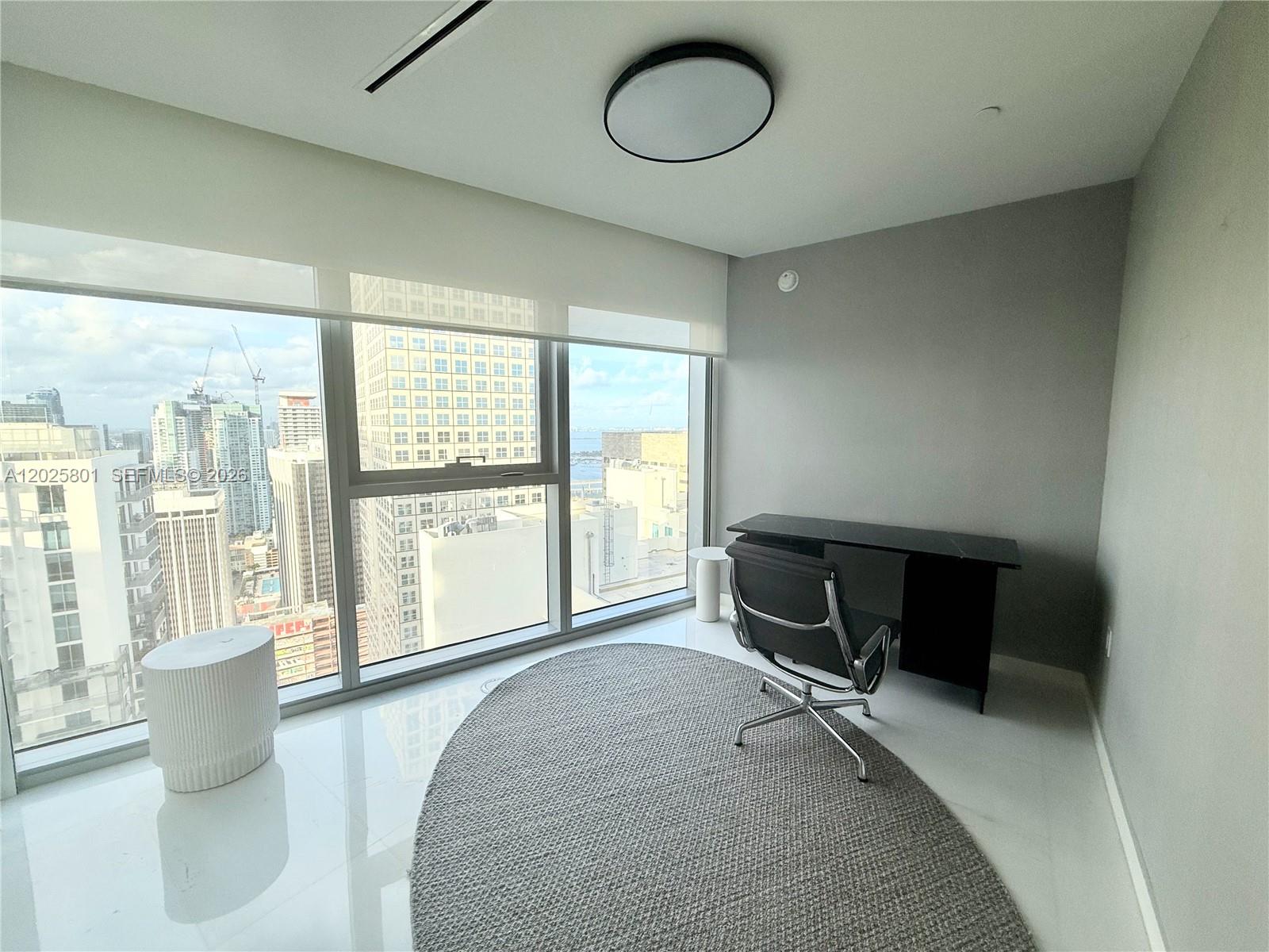 300 Biscayne Blvd Way #4502E Miami, FL 33131