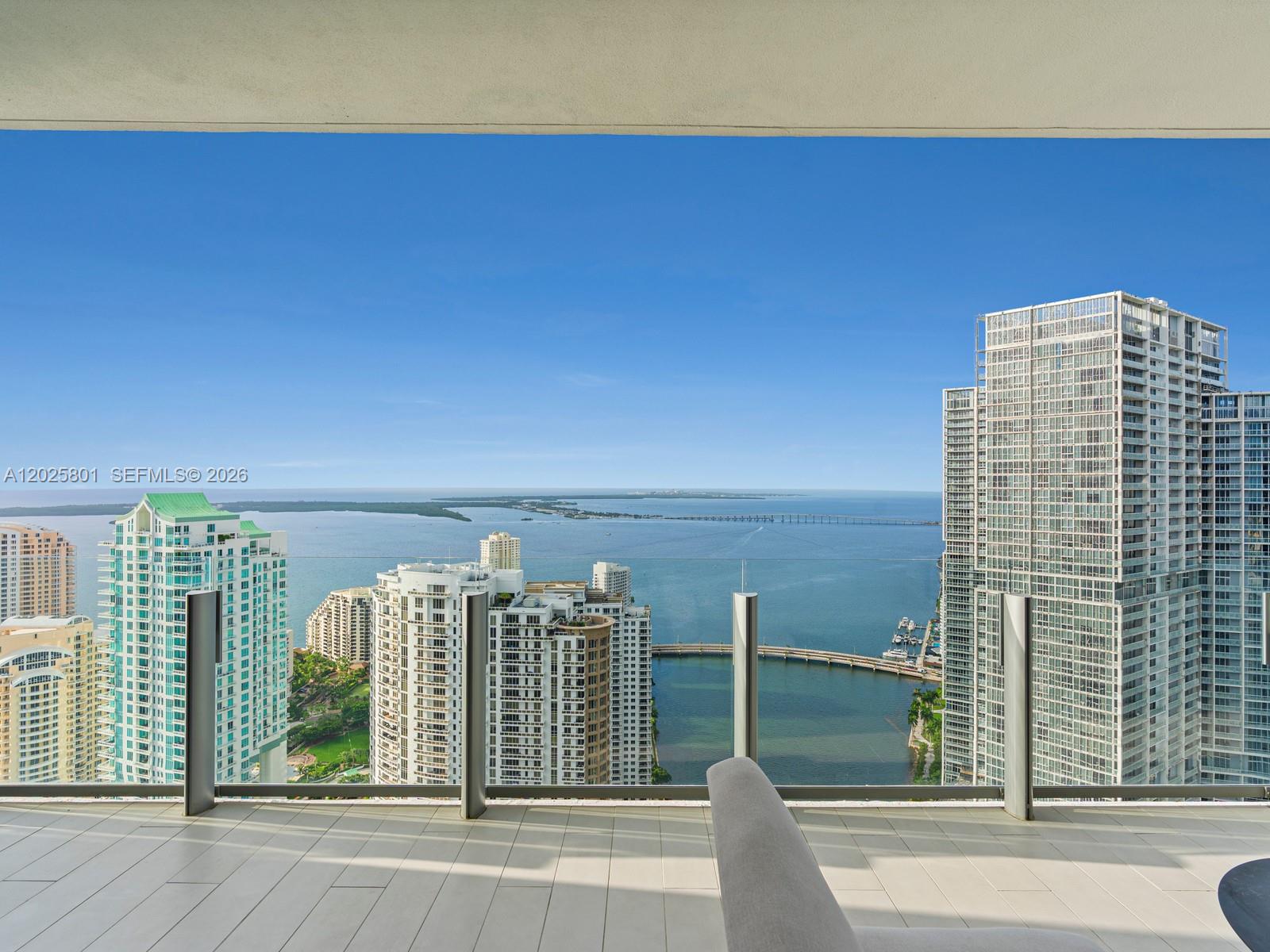 300 Biscayne Blvd Way #4502E Miami, FL 33131