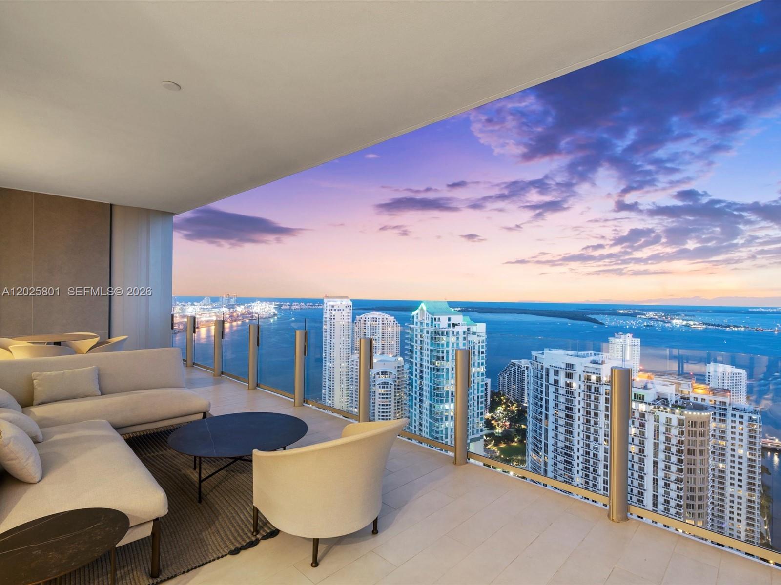 300 Biscayne Blvd Way #4502E Miami, FL 33131