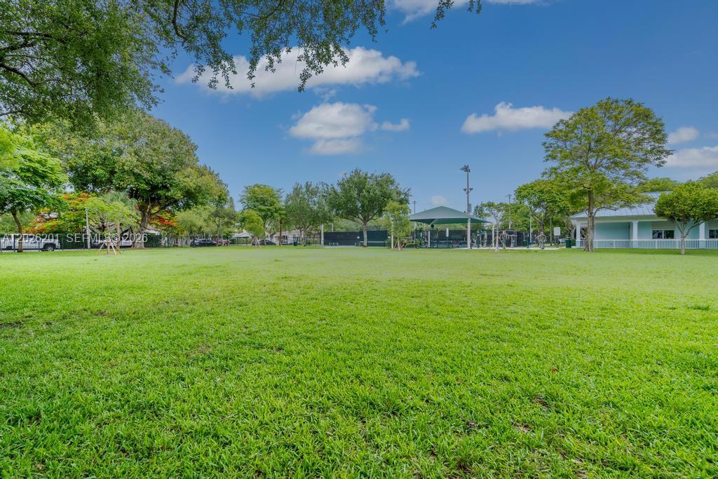 2257 SW 11th St Miami, FL 33135