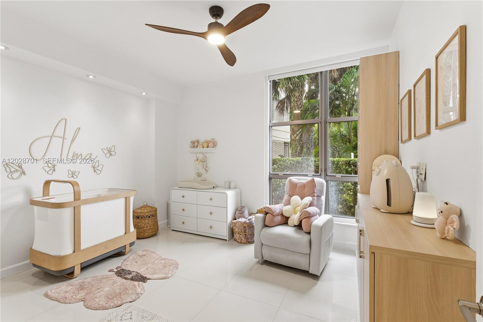 3500 Mystic Pointe Dr #104 Aventura, FL 33180