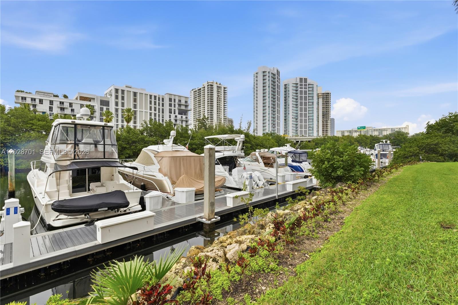 3500 Mystic Pointe Dr #104 Aventura, FL 33180