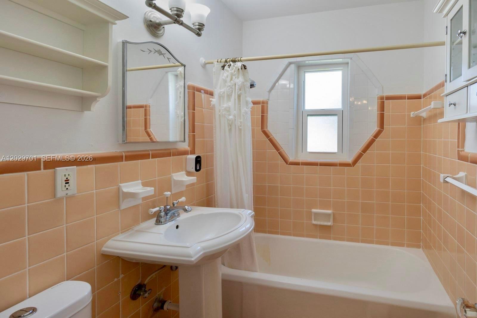 46 NE 101st St Miami Shores, FL 33138
