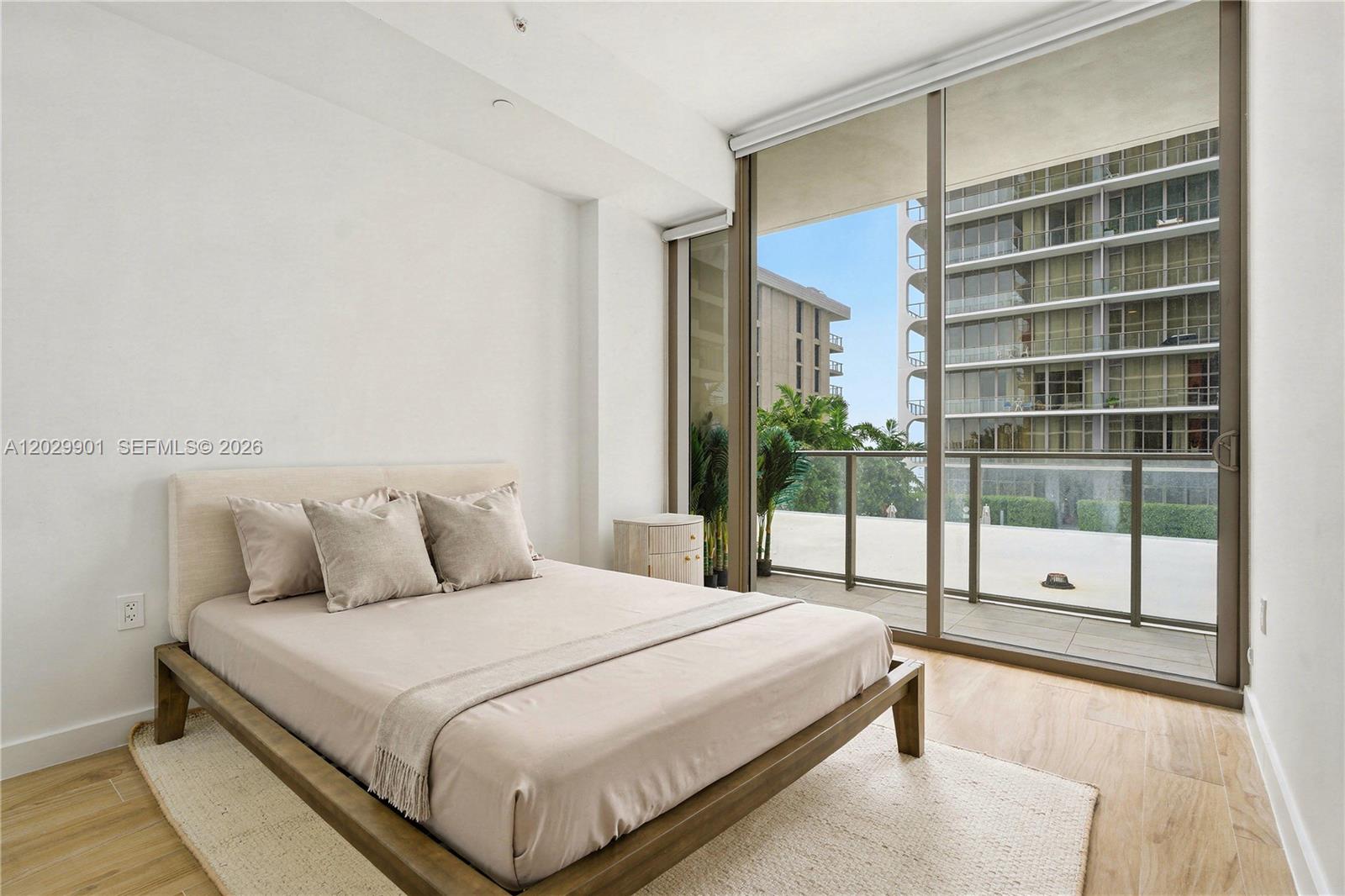 2678 Tigertail Ave #911 Miami, FL 33133