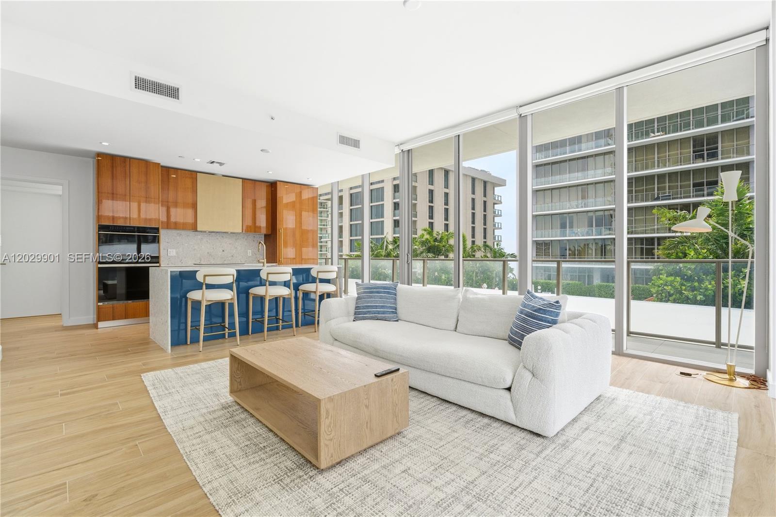 2678 Tigertail Ave #911 Miami, FL 33133