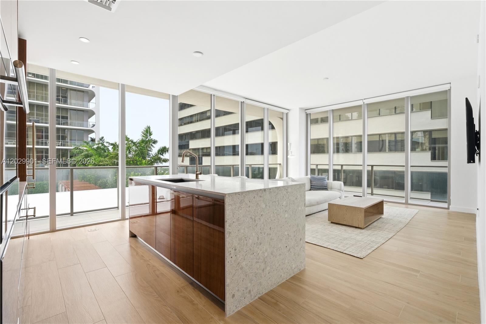 2678 Tigertail Ave #911 Miami, FL 33133