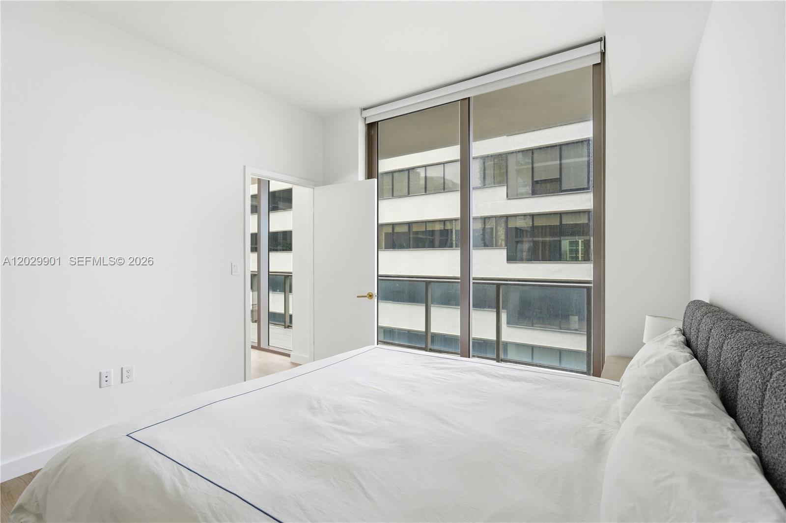 2678 Tigertail Ave #911 Miami, FL 33133