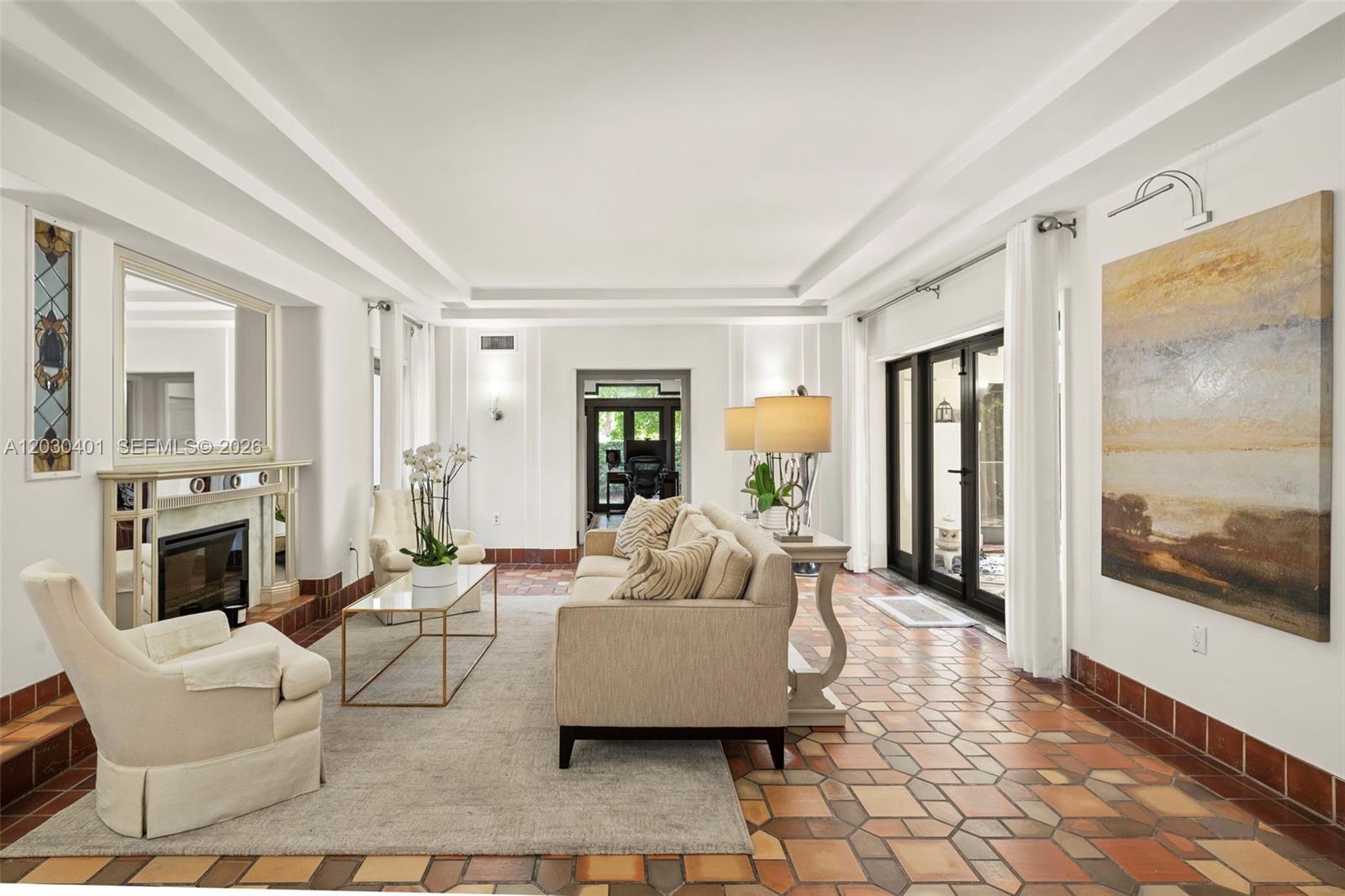 5860 Pine Tree Miami Beach, FL 33140