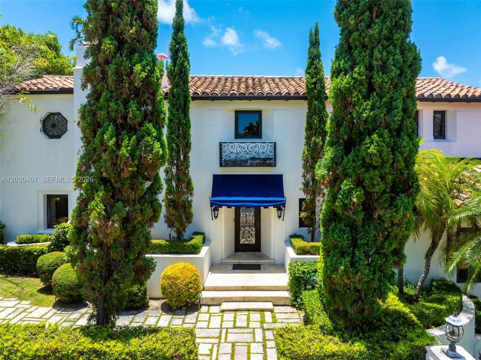 5860 Pine Tree Miami Beach, FL 33140