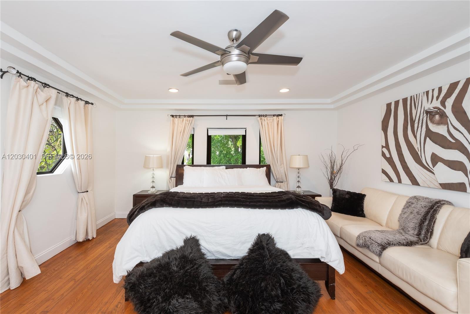 5860 Pine Tree Miami Beach, FL 33140