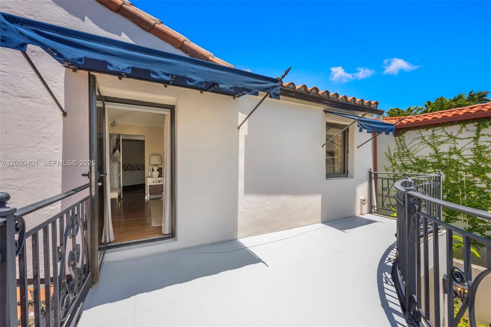 5860 Pine Tree Miami Beach, FL 33140