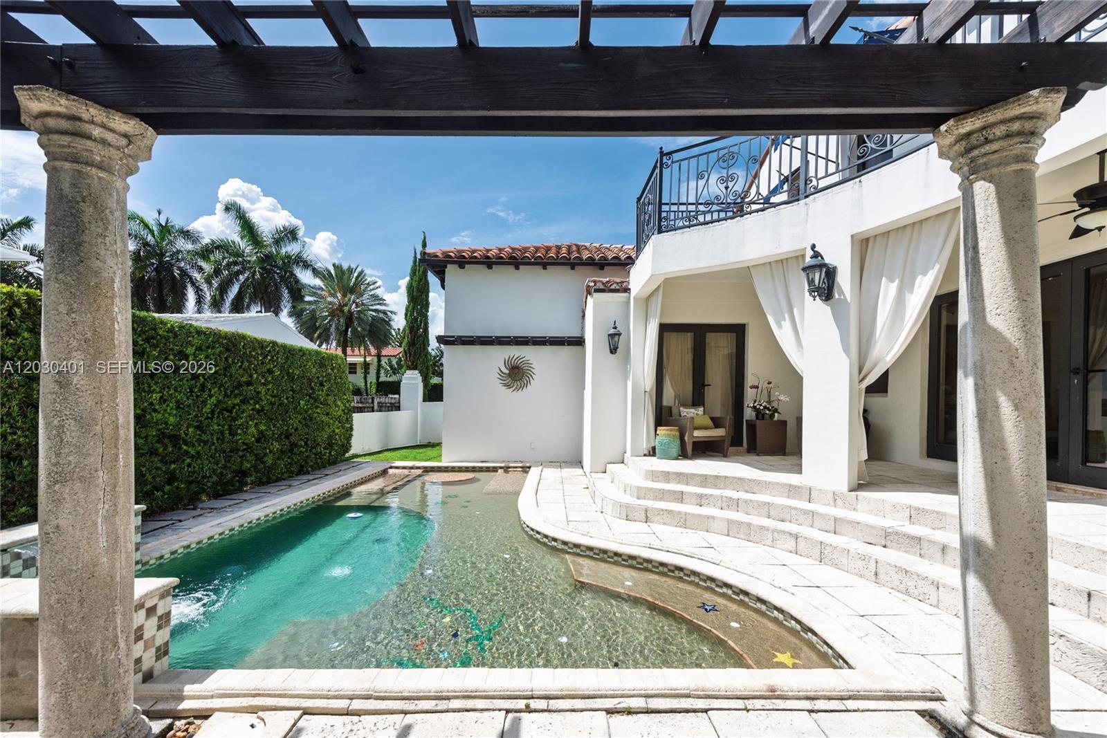 5860 Pine Tree Miami Beach, FL 33140