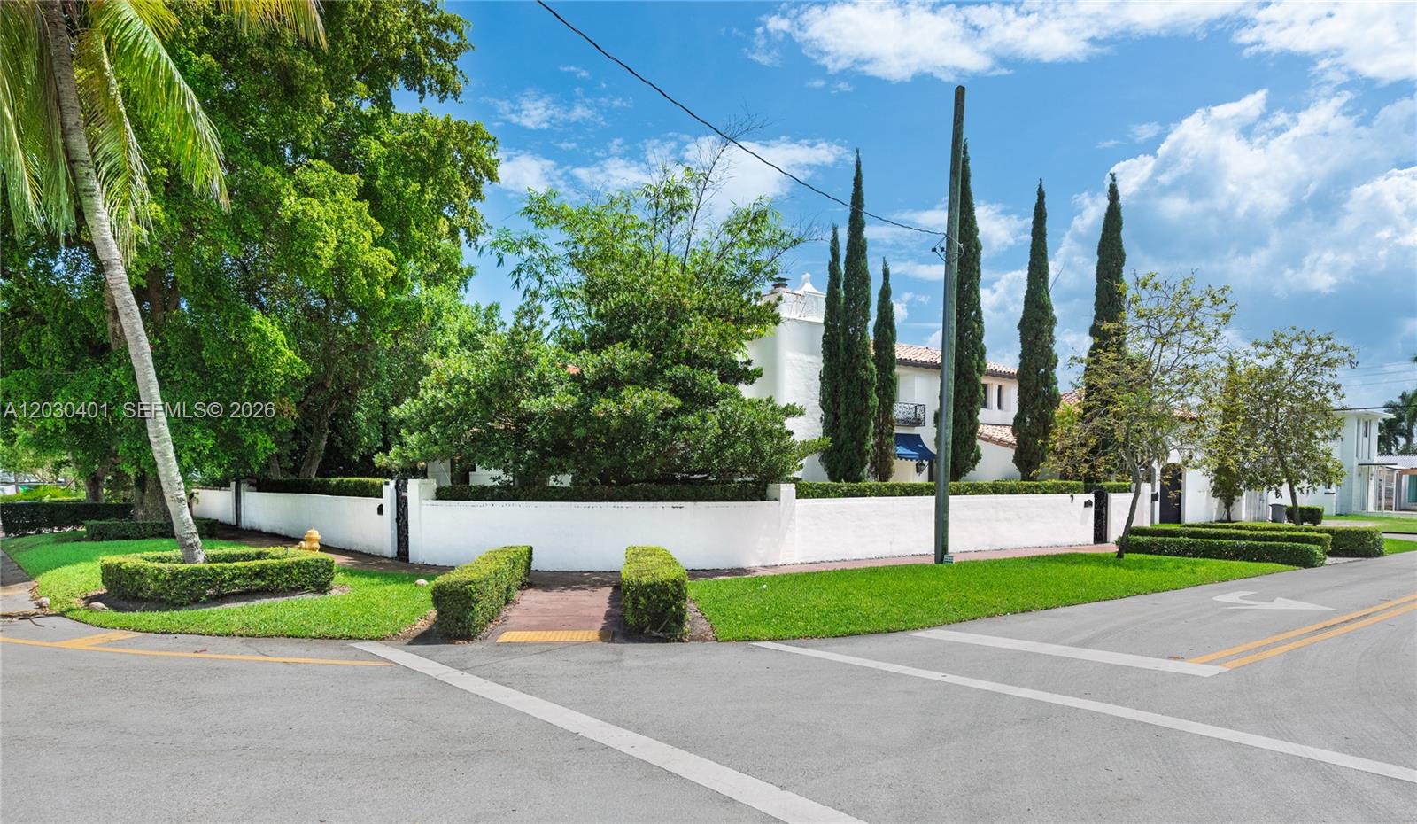 5860 Pine Tree Miami Beach, FL 33140