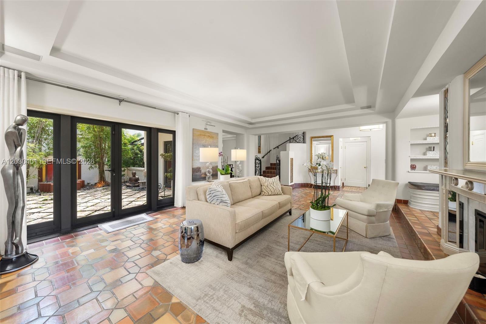5860 Pine Tree Miami Beach, FL 33140