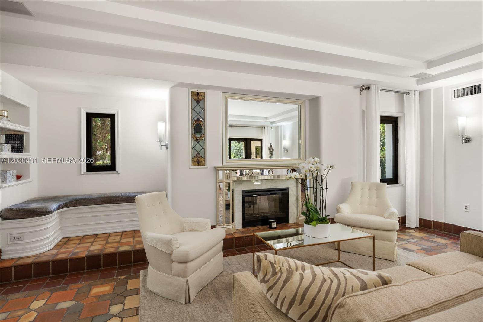 5860 Pine Tree Miami Beach, FL 33140
