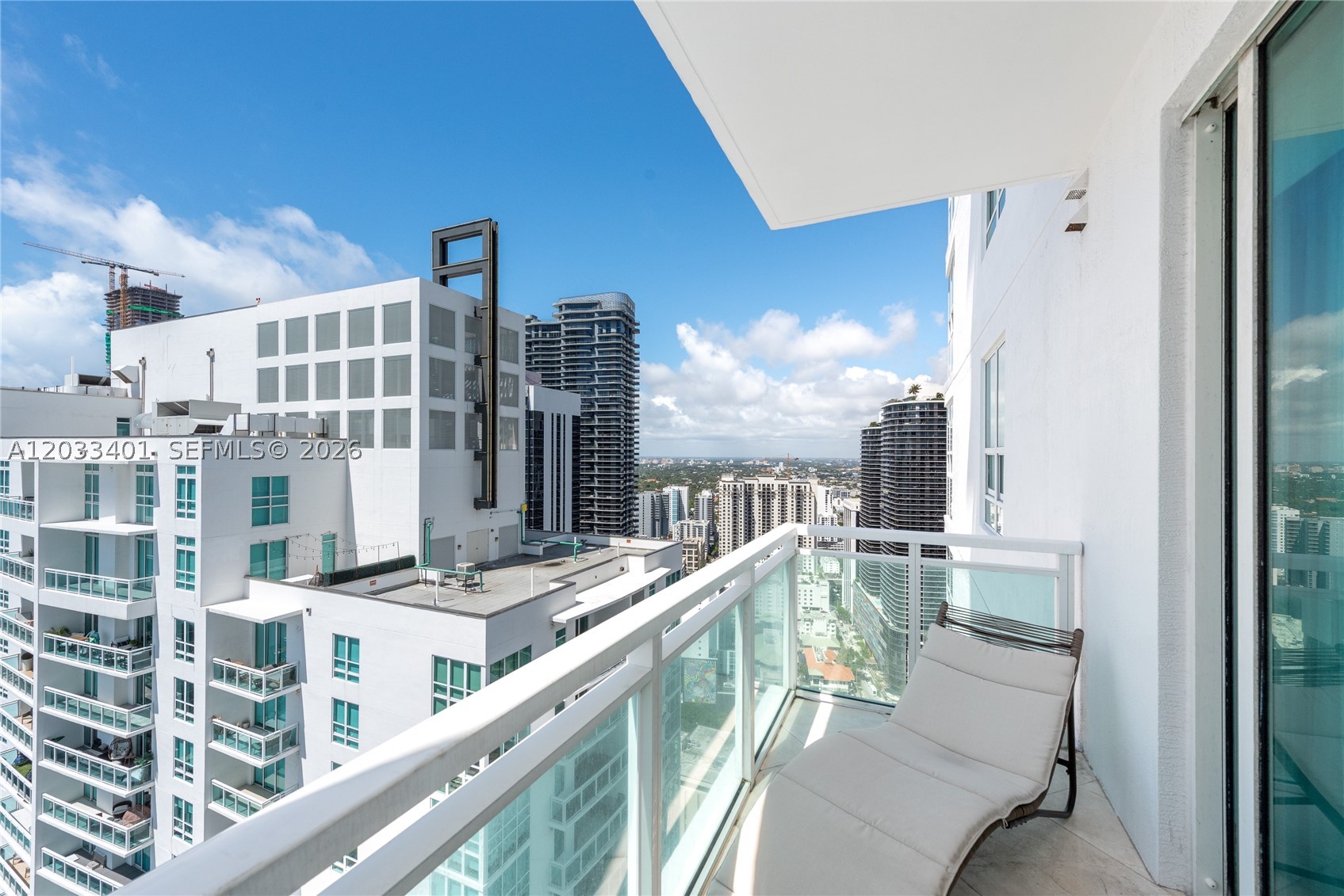 950 Brickell Bay Dr #4403 Miami, FL 33131