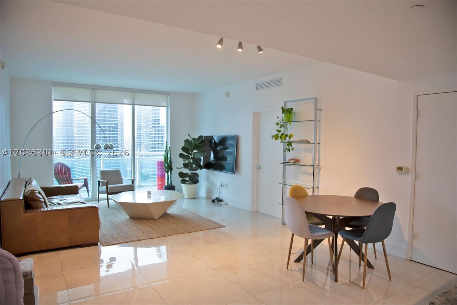 image The Plaza on Brickell West17