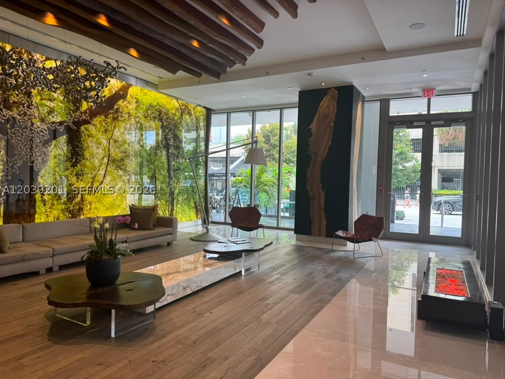 image 1010 Brickell11