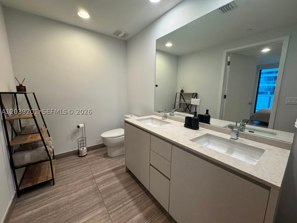 image 1010 Brickell16