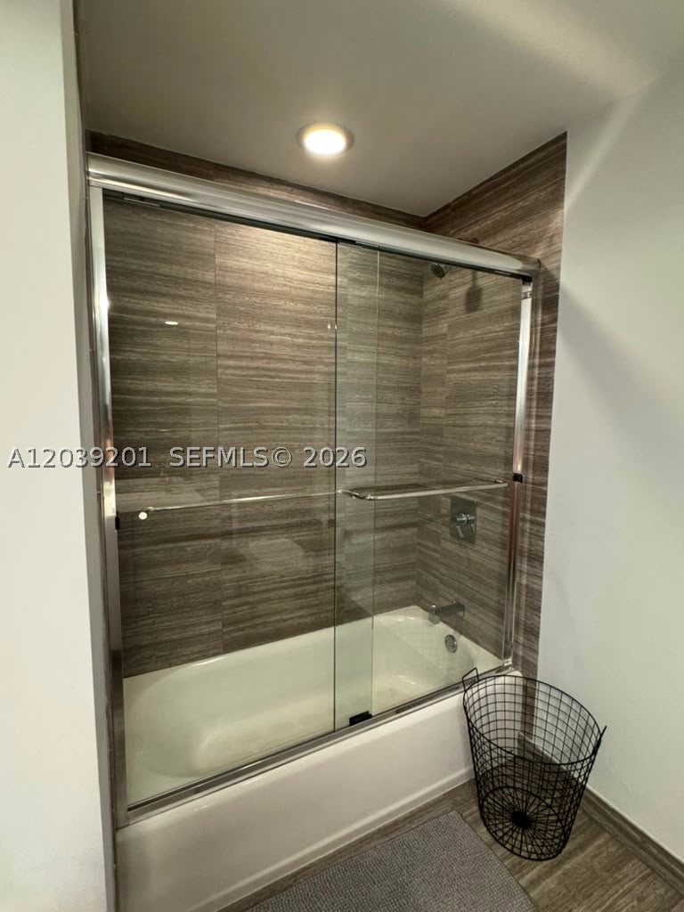 image 1010 Brickell17