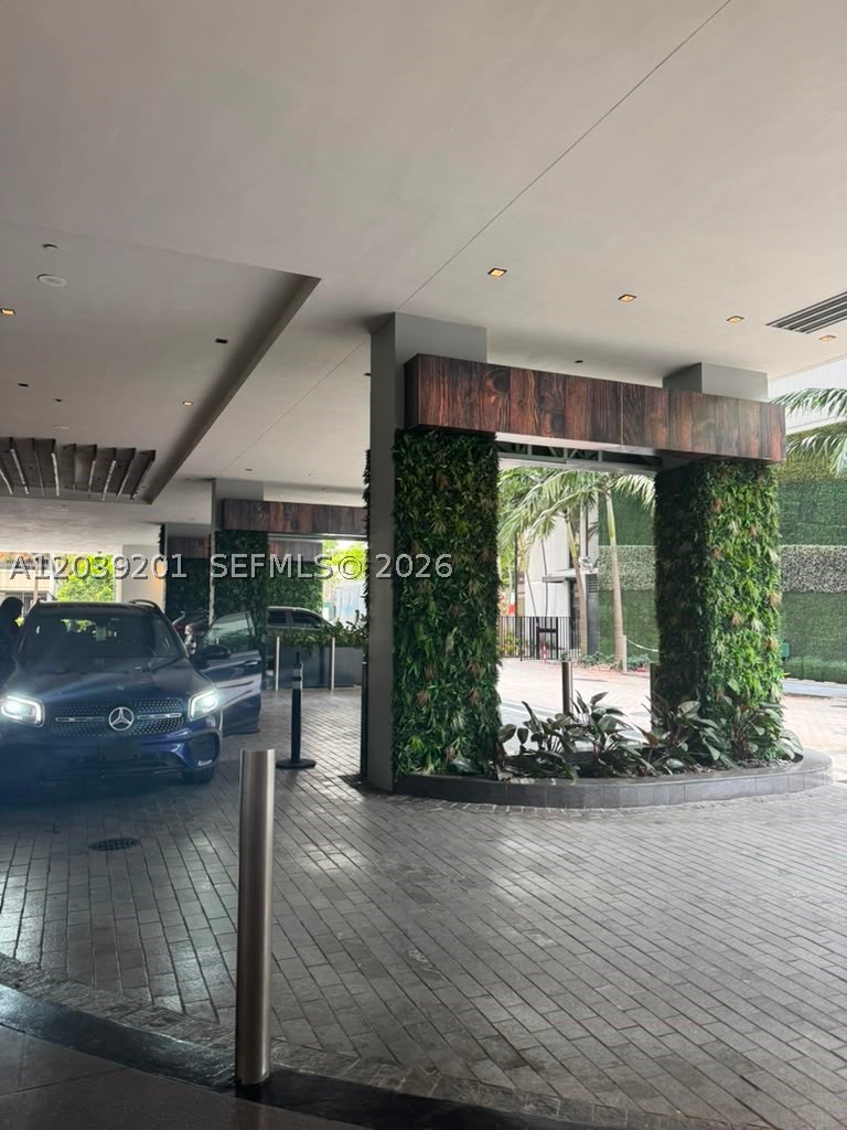 image 1010 Brickell26
