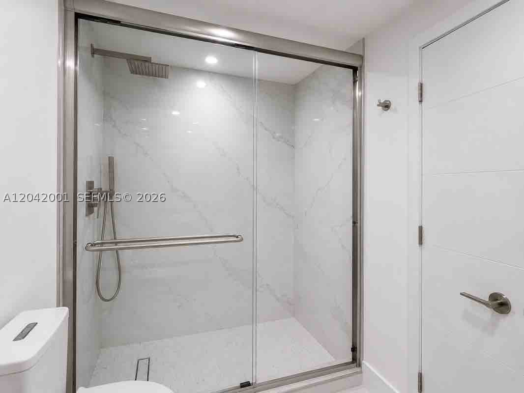 500 Bayview Dr #232 Sunny Isles Beach, FL 33160