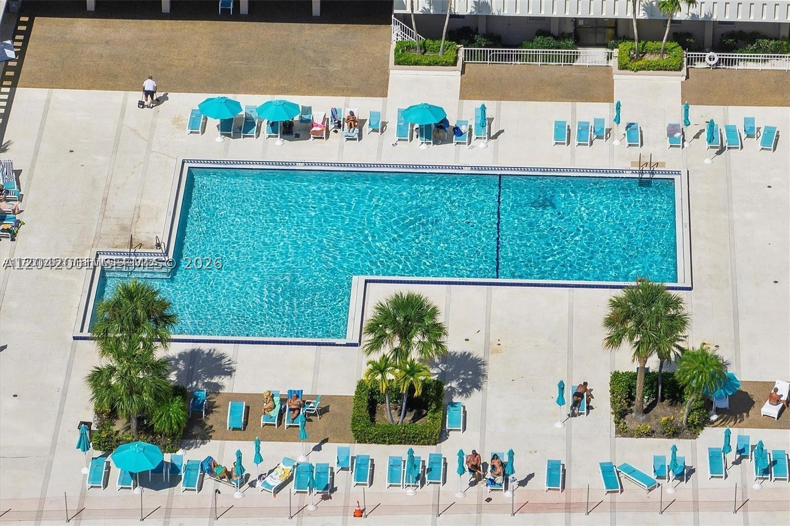 500 Bayview Dr #232 Sunny Isles Beach, FL 33160