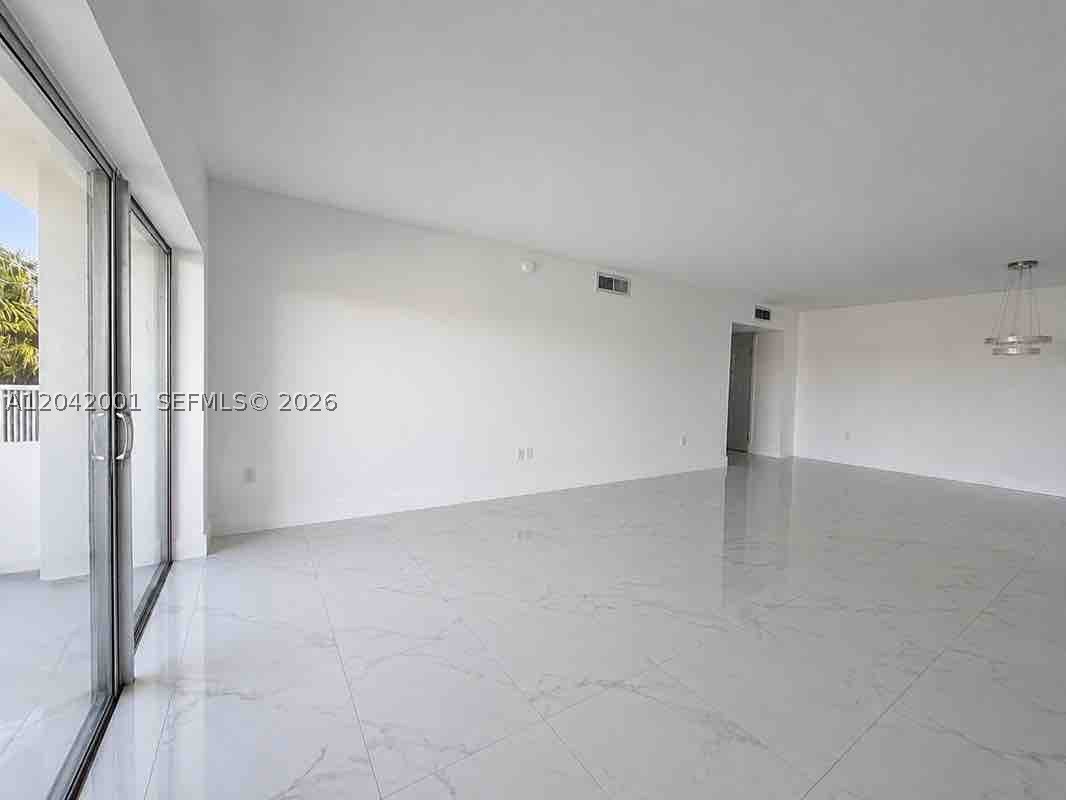 500 Bayview Dr #232 Sunny Isles Beach, FL 33160