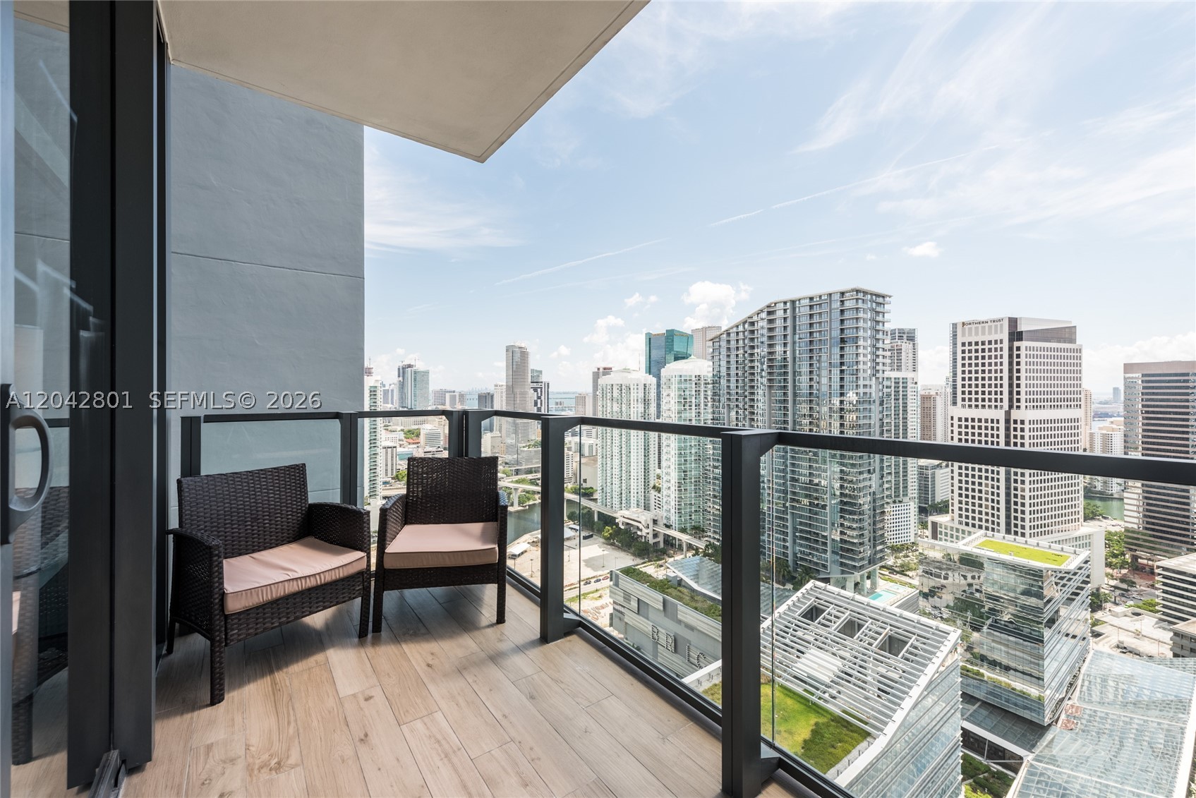 88 SW 7th St #3403 Miami, FL 33130