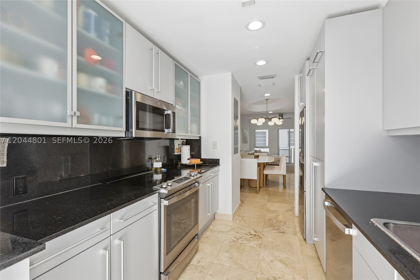 204 Washington Ave #13 Miami Beach, FL 33139